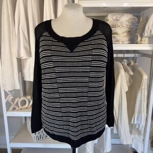 Lyn sz. XL pullover top, black and white lightweight knit sweater casual  #1927
